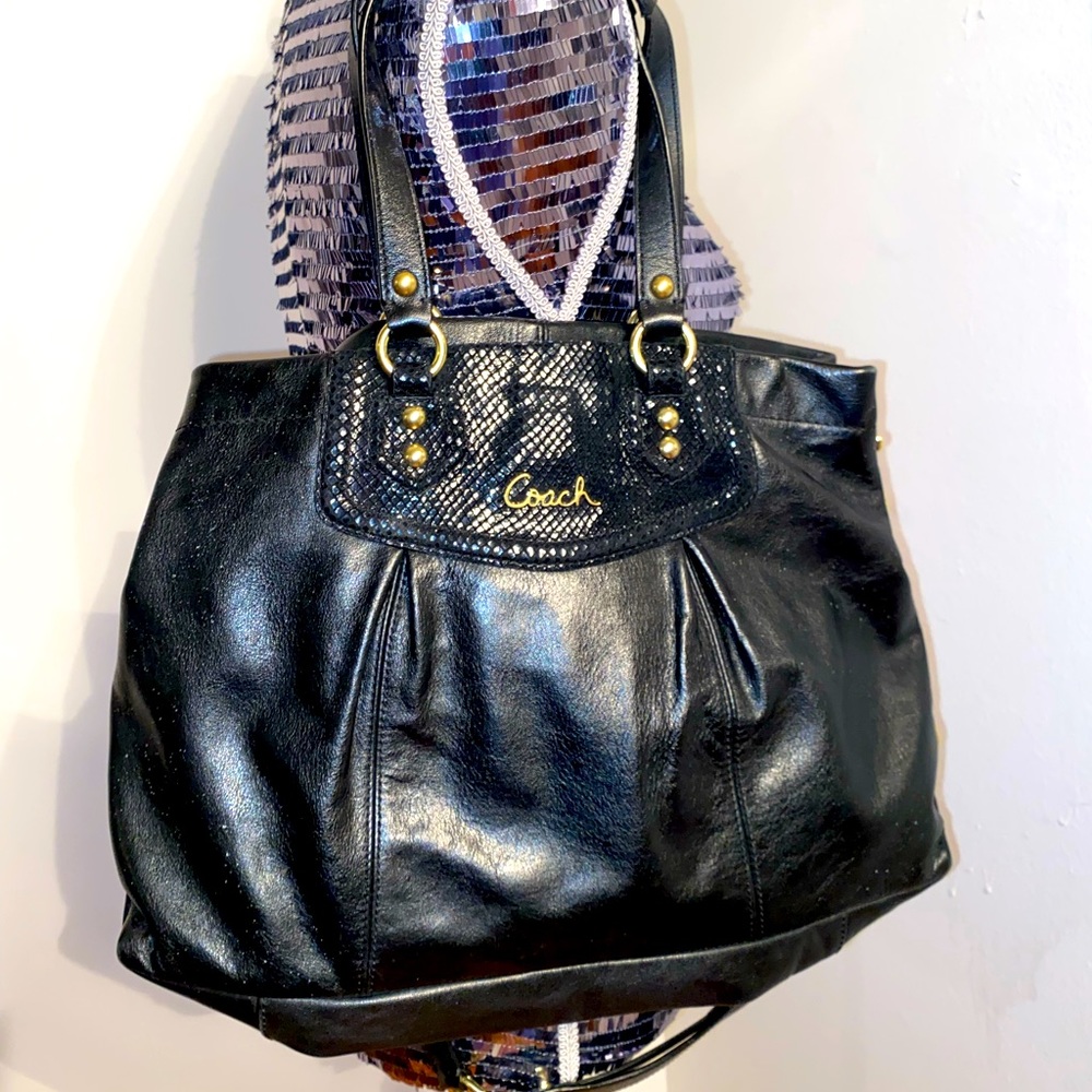 Coach Shoulder Bag
